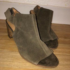 Green Open-Toed Booties